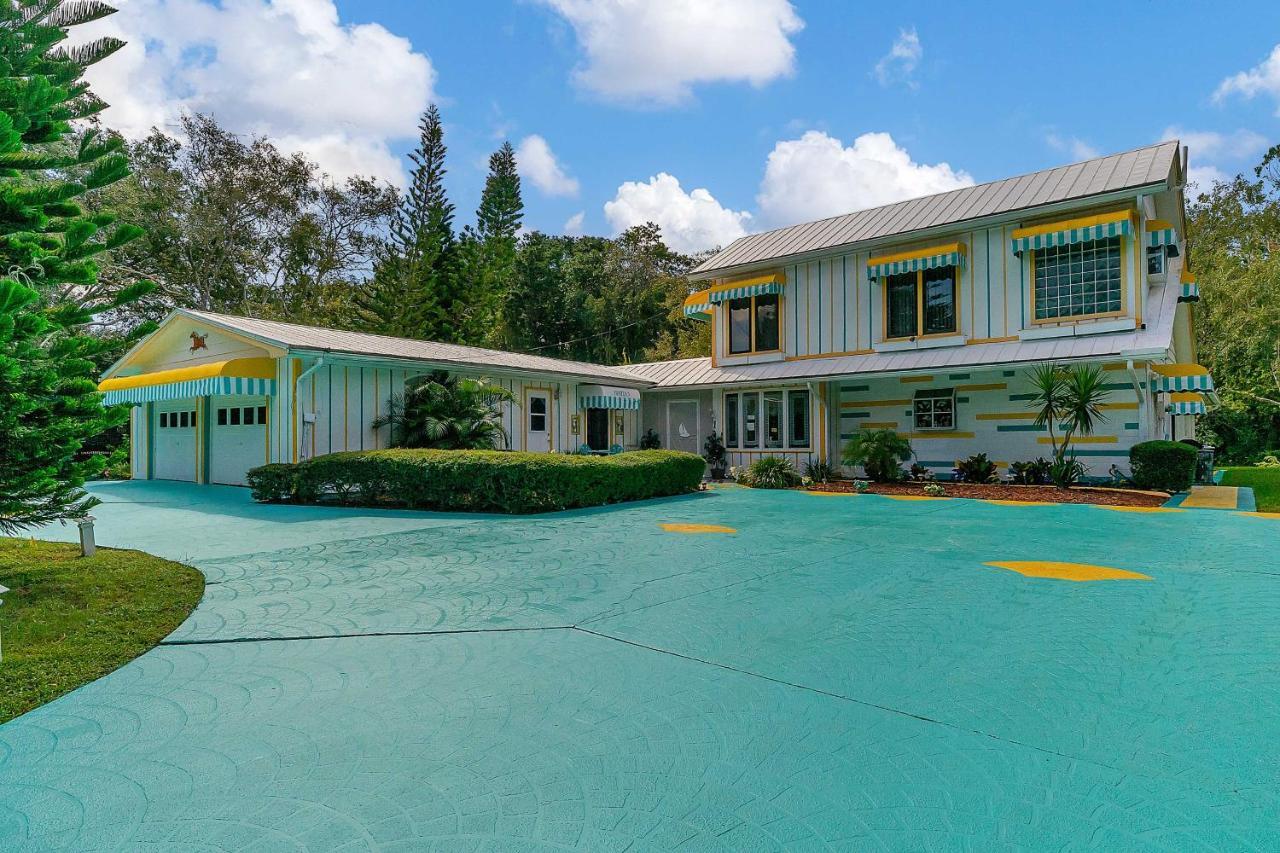 דירות וויקי וואצ'י Pams Mermaid House With Riverfront Yard And Lanai! מראה חיצוני תמונה